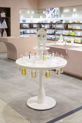 感官與美學(xué)的雙重奏 韓國Scentence化妝品零售店面設(shè)計(jì)解讀